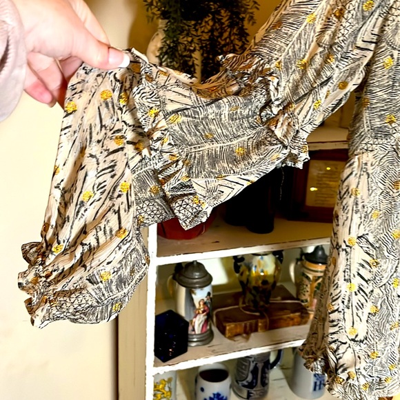 VICI M Light blue/black/cream w/gold thread polkadots.Ruffles on collar/sleeves. - Picture 4 of 7